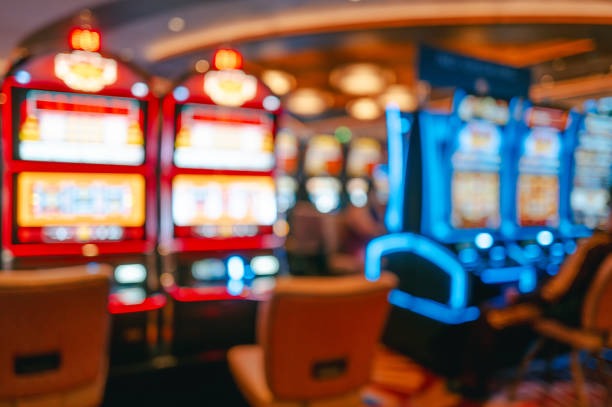 Slot game interface showing Aviator and Sweet Bonanza titles on kocok hk platform